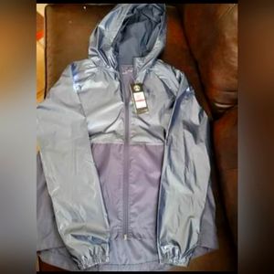 New Under Armour light storm Jacket xs